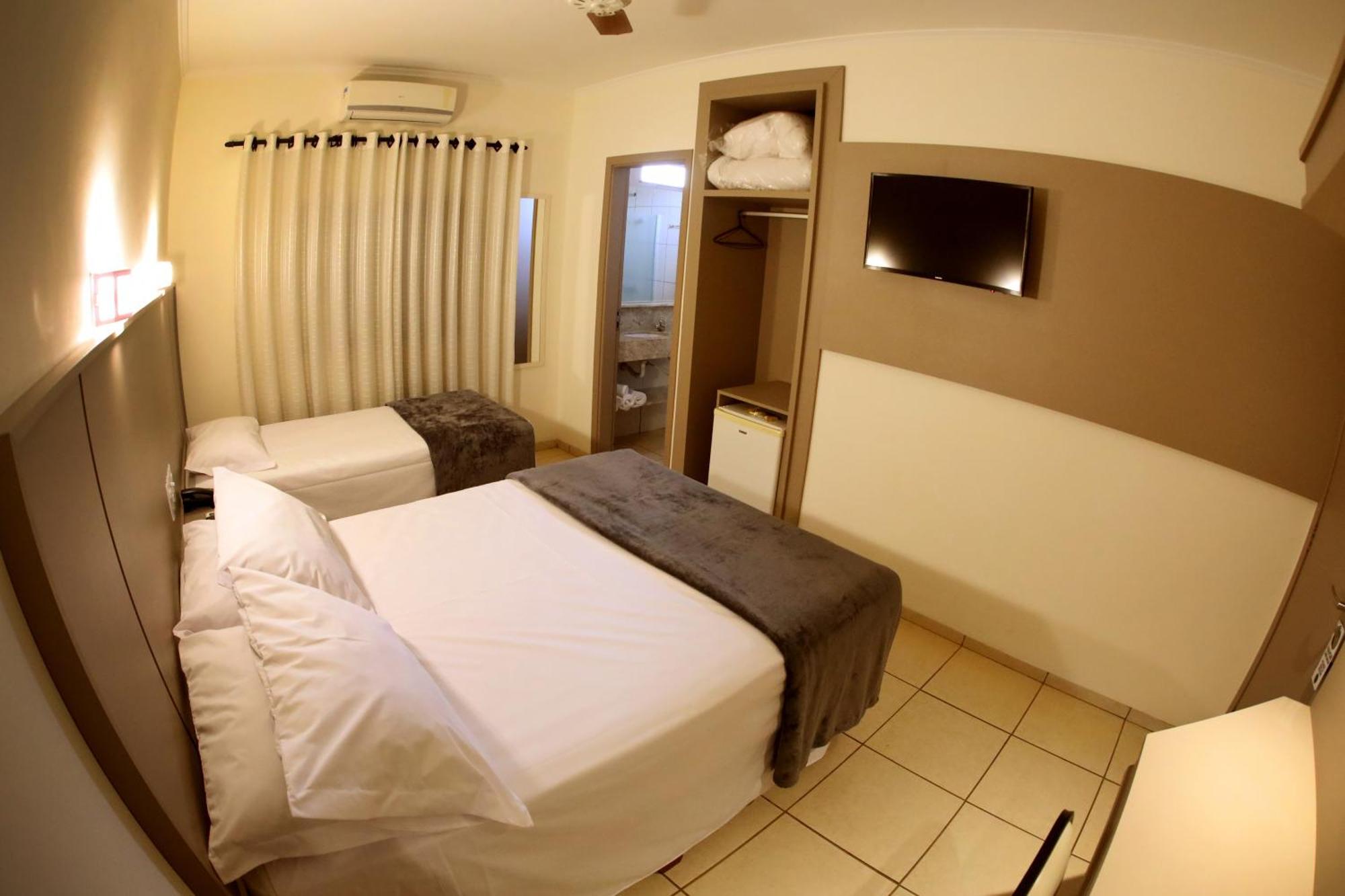 Hotel Roda D'Agua Andradina Pokoj fotografie