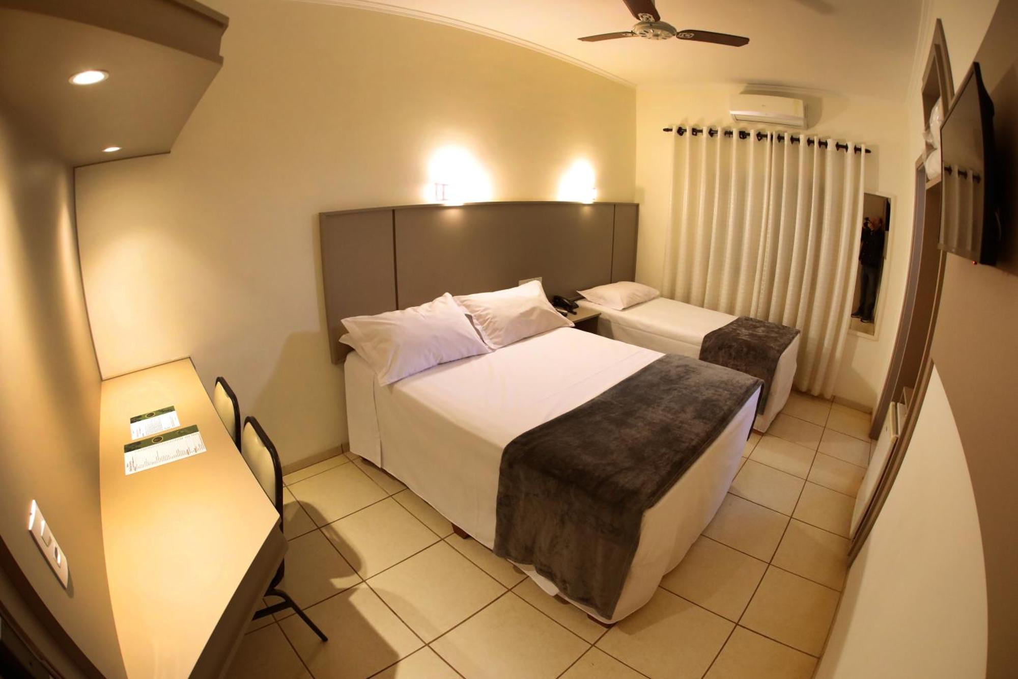 Hotel Roda D'Agua Andradina Pokoj fotografie