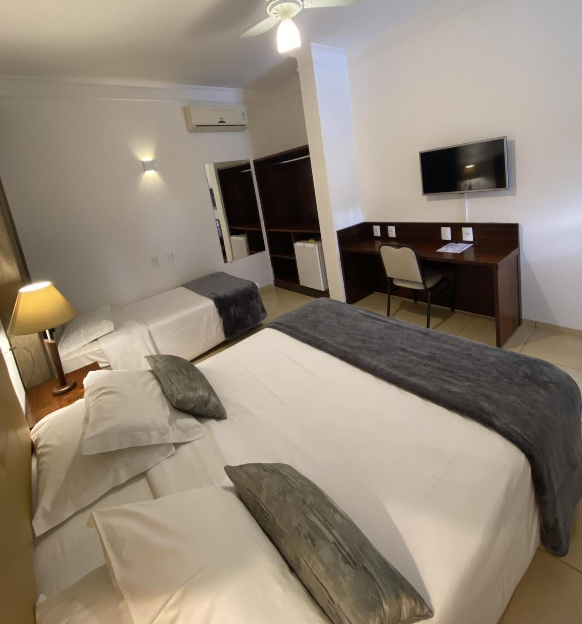 Hotel Roda D'Agua Andradina Pokoj fotografie